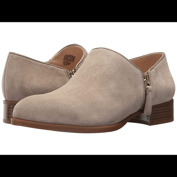 Nine West - Light Grey Suede Bootie Size 7.5 - Picture 1 of 14